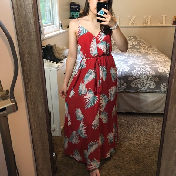 SOLD***TROPICAL RED & WHITE MAXI DRESS - Picture 10 of 12